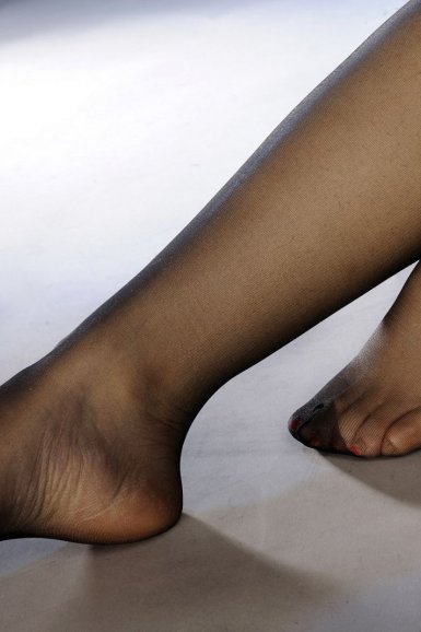 借名牌促销售“肯得鸡”傍上肯德基：亚博体育